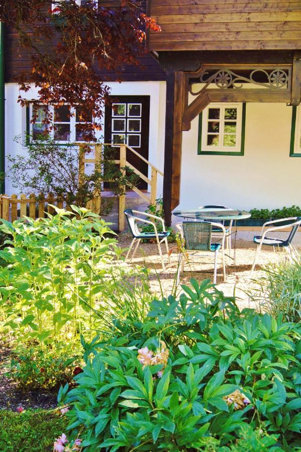 Landsitz Oberhof Petit Hotel Muggendorf  Exterior photo